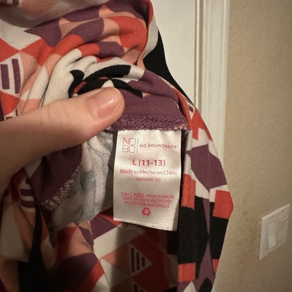 Patterned Leggings - Picture 3 of 5